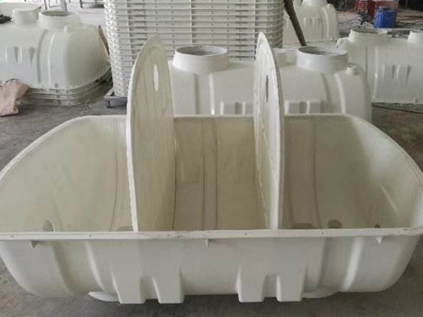 玻璃鋼化糞池讓環(huán)保更高效 恢復(fù)青山綠水 玻璃鋼化糞池讓環(huán)保更高效 恢復(fù)青山綠水