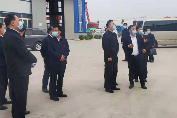 遼寧省委副書記、省長劉寧一行實地考察一諾環(huán)境 遼寧省委副書記、省長劉寧一行實地考察一諾環(huán)境